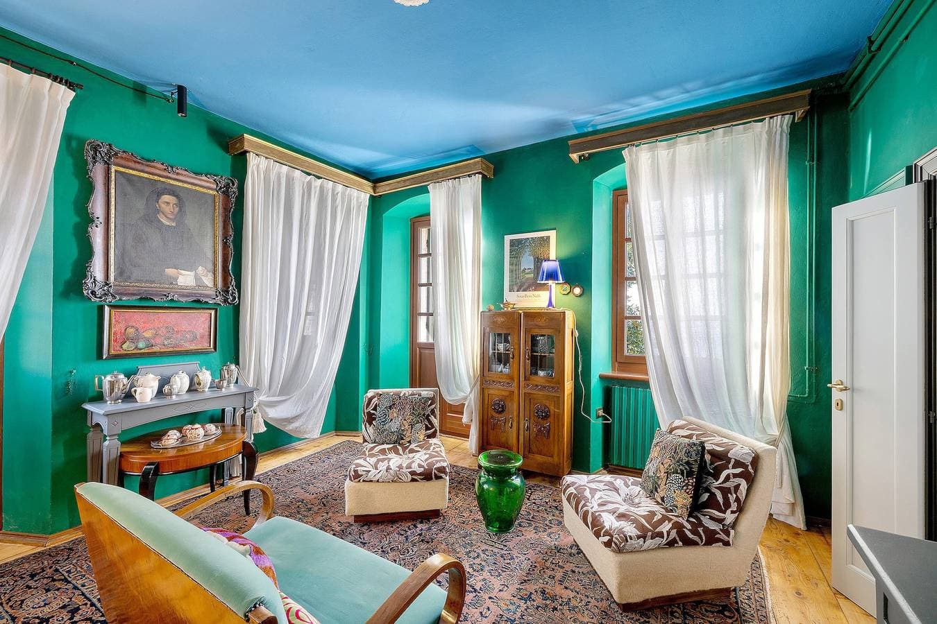Foto 11 von 24: Appartement „Charming mit Seeblick“ mit privatem Garten und direktem Seeblick