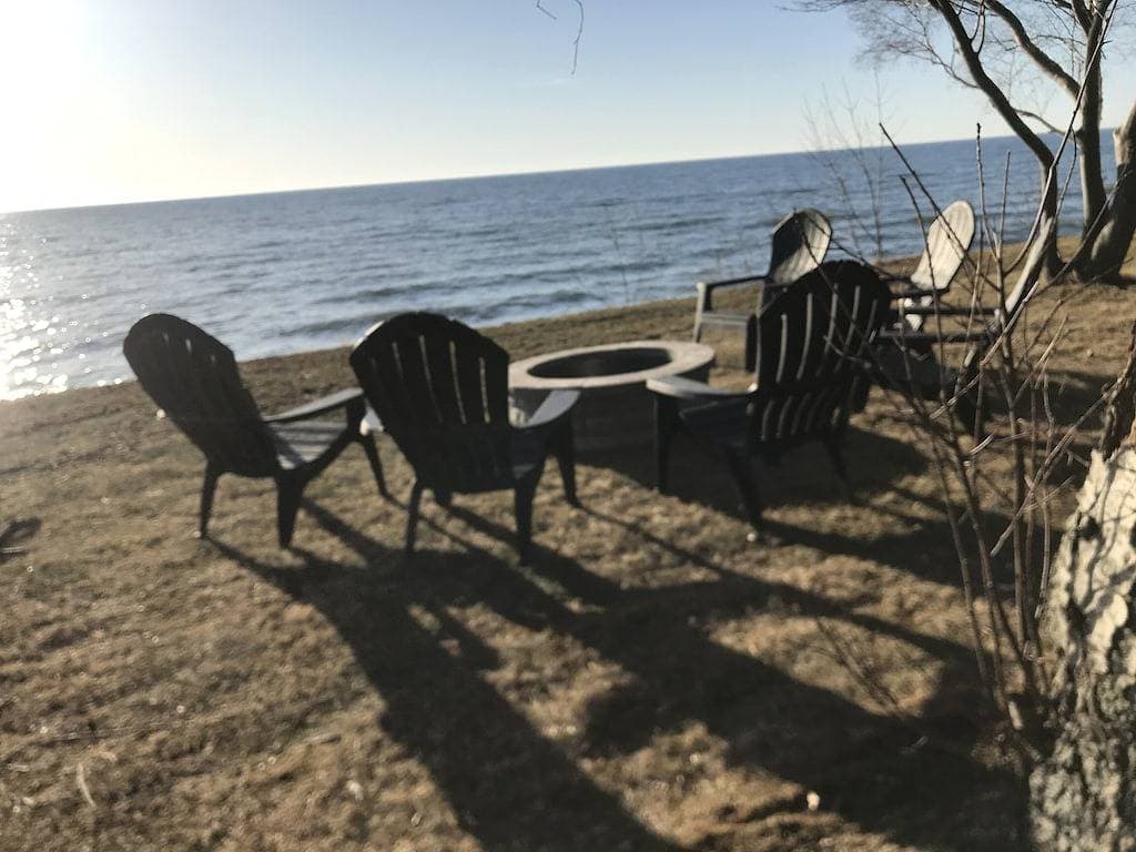 Foto 11 von 20: Lakefront Paradise  - Sleeps 6 - Only $400/Night
