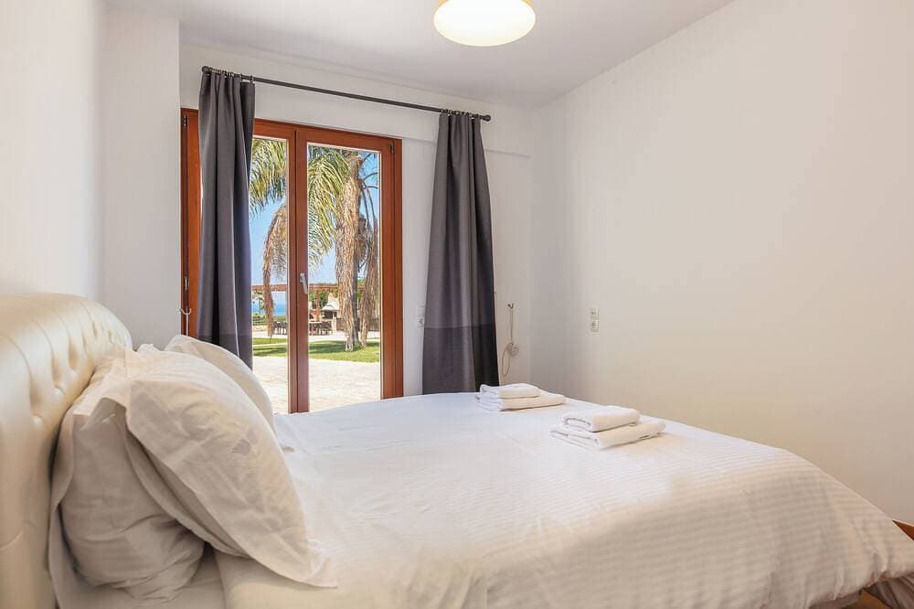 Foto 5 von 30: 8Br Twin-Villa Retreat in Lush Gardens