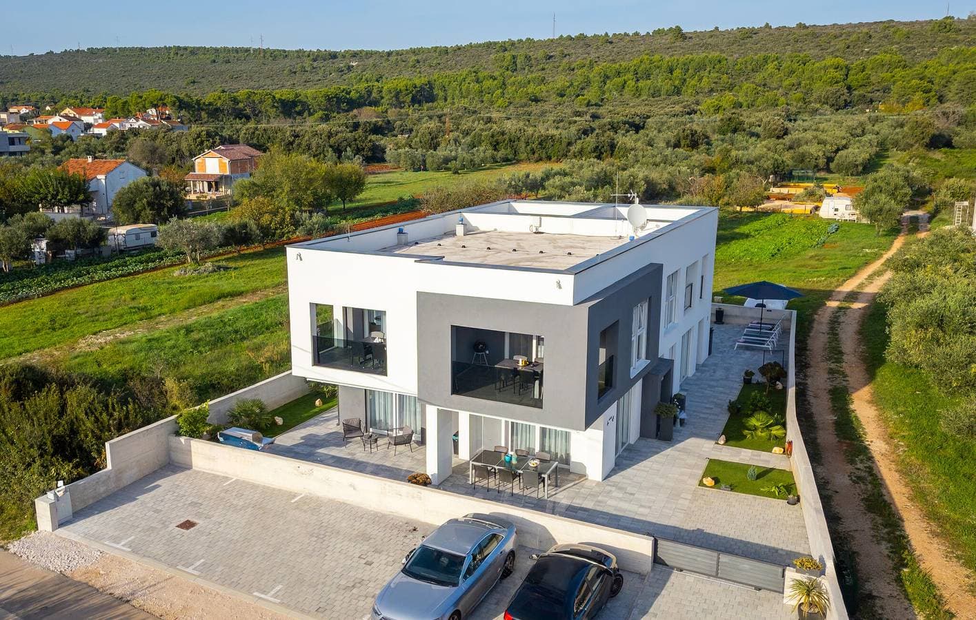 Foto 4 von 39: Gemütliche Ferienwohnung mit Pool, WLAN und Parkplatz, 1 km vom Strand Dječji Raj entfernt