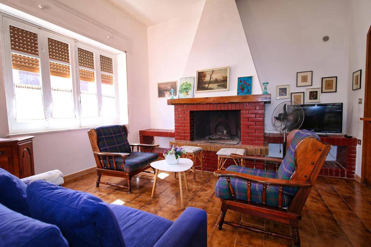 Foto 5 von 44: Three-Bedroom House