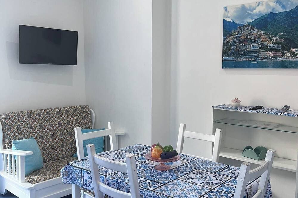Foto 11 von 23: Ferienwohnung mit atemberaubendem Ausblick auf den \"Golfo di Napoli\"
