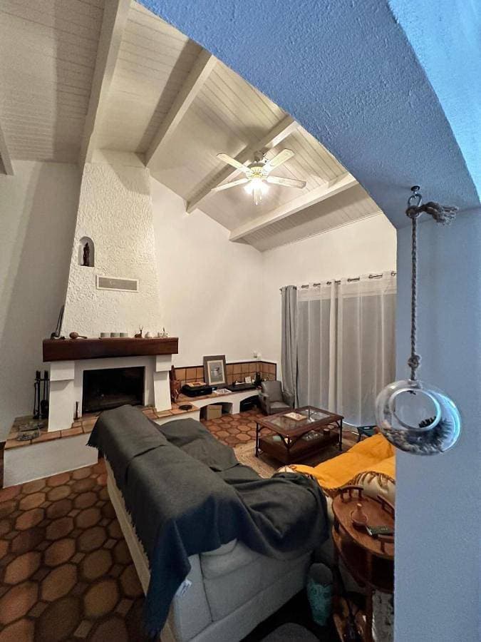 Foto 4 von 46: Two-Bedroom House