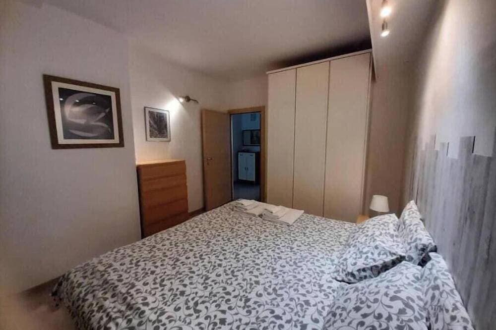 Foto 2 von 11: Residence Contrada Tedesca 4,one-bedroom apartment in historic center, University and Cathedral area