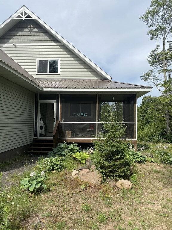 Lake Medora Loft house near Copper Harbor and Mount Bohemia. 1