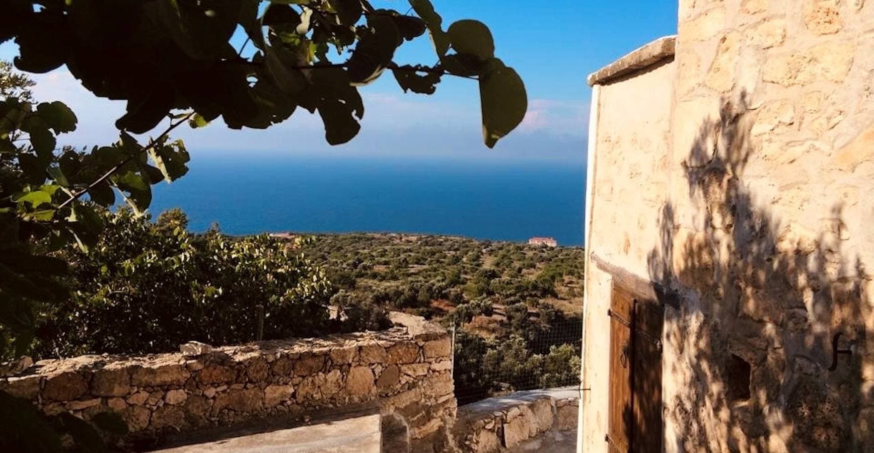Foto 7 von 66: Villa Mare mit Meer- und Bergblick