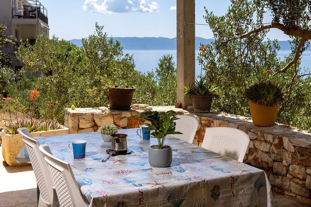 Studio Appartement mit Terrasse und Meerblick Bucht Torac, Hvar 1