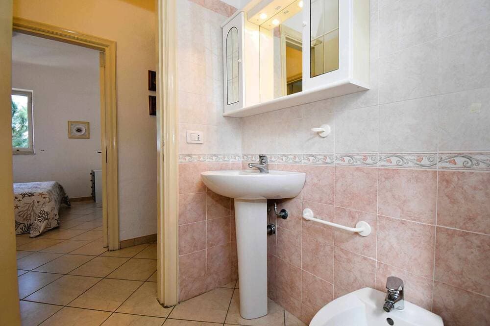 Foto 11 von 30: Charmante Villa mit Meerblick in Residenz mit Pool