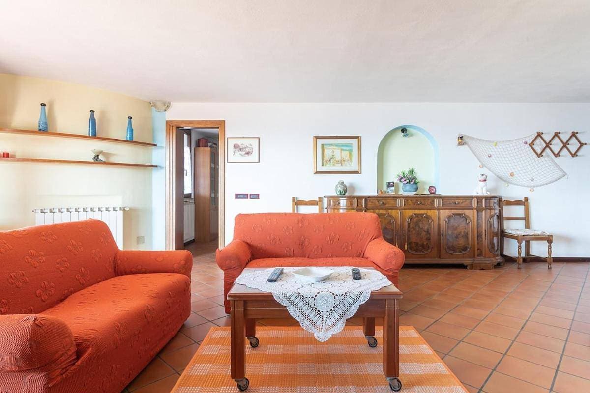 Maison Deriu - Close to the Beach Sleeps 4 P3289 1