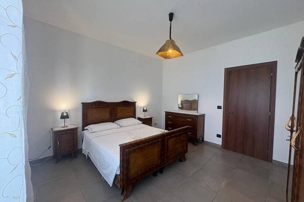 Foto 5 von 15: Langhe da Cartolina Accommodation with 6 beds plus a crib.