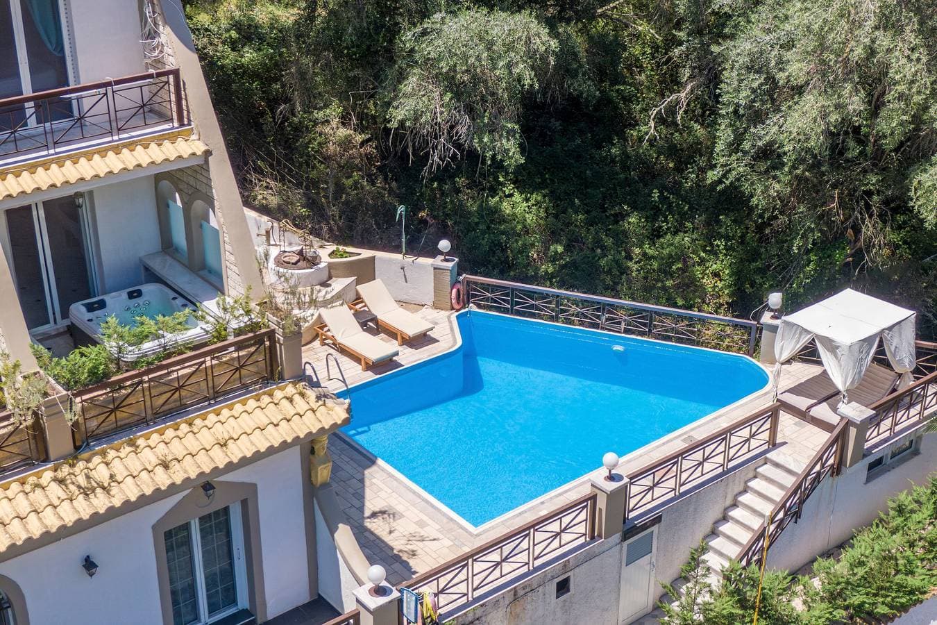 Foto 11 von 42: Apartment 'Doliva Studio' mit privatem Pool, Bergblick, WLAN und Klimaanlage