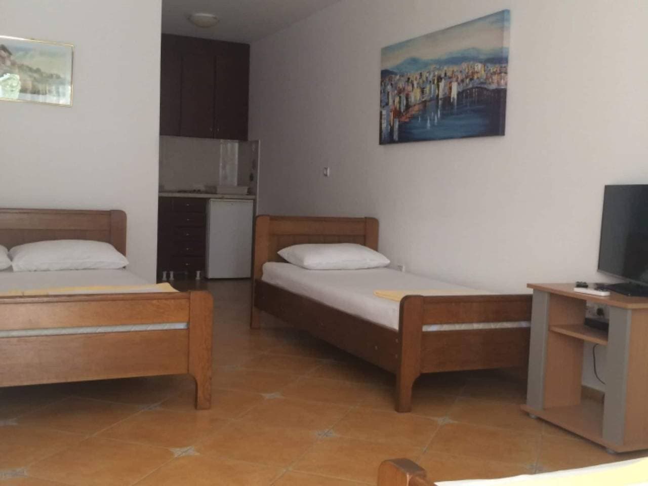 Apartments Aleksić, Bečići - Studio Apartment with Terrace 4 1