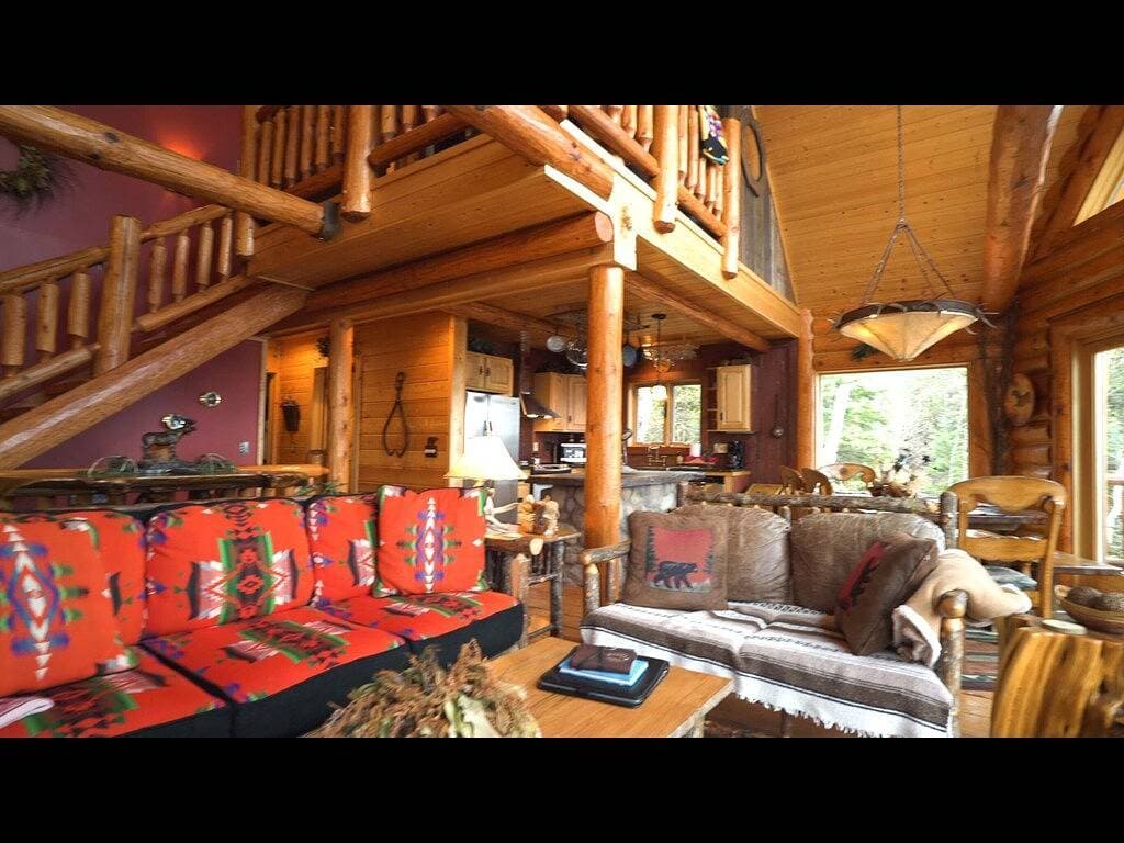 Foto 11 von 25: Executive Log Home Lake Superior Spektakuläre Aussichten - WIFI!