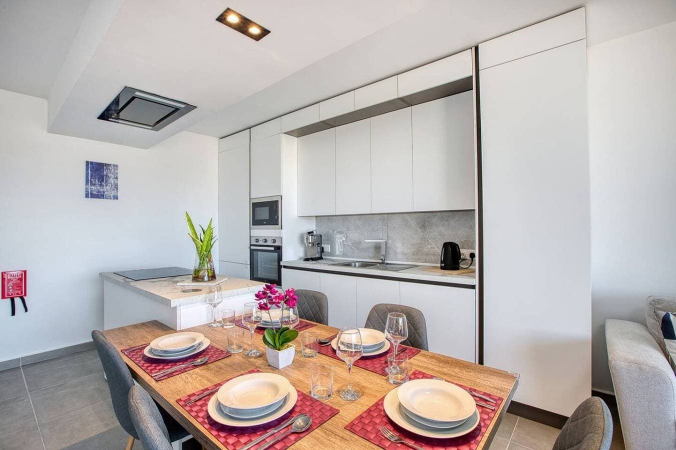 Foto 12 von 43: Ferienwohnung für 4 Personen mit Balkon