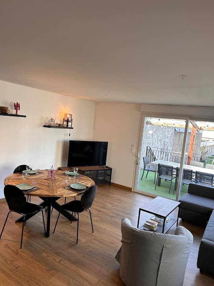 Foto 7 von 29: Three-Bedroom Apartment