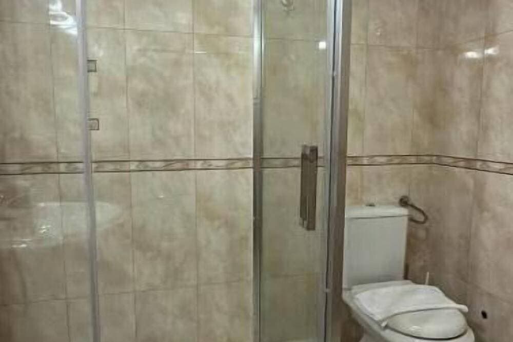 Foto 4 von 30: Historic Bay View Retreat with Terrace & Private Parking