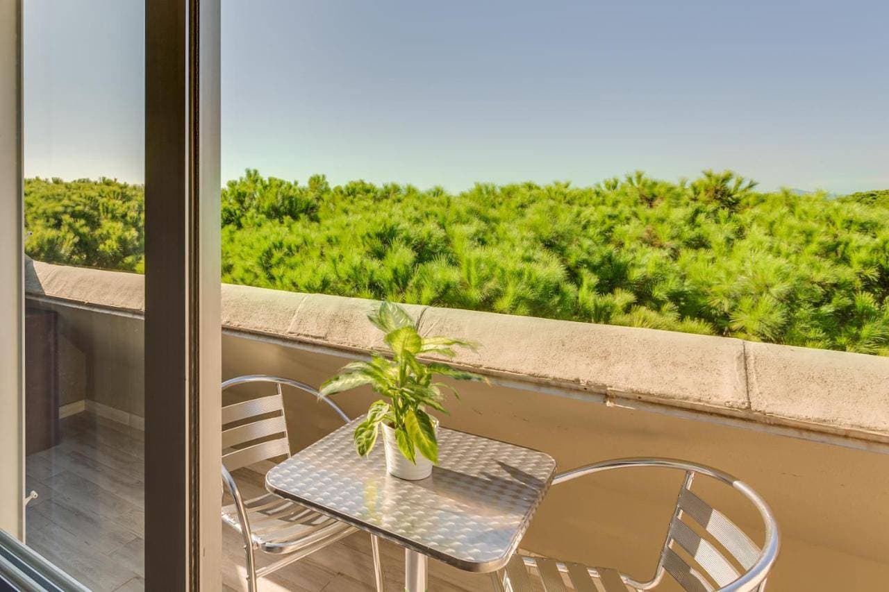 Foto 7 von 18: Studio Apartment with View