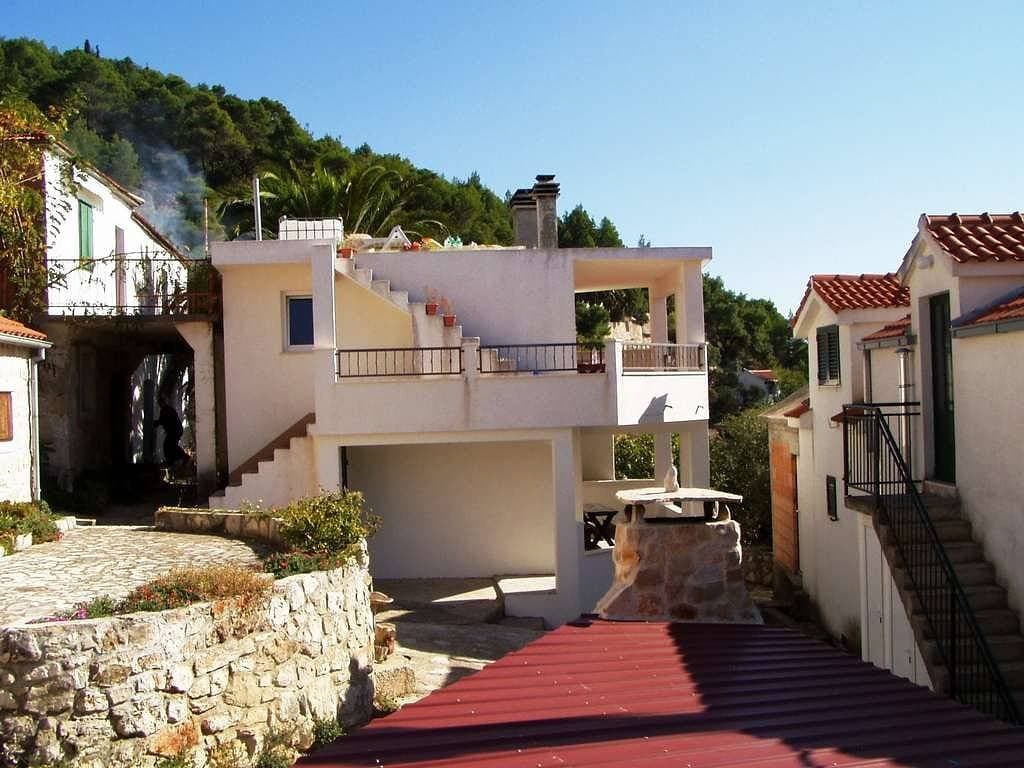 Foto 4 von 10: Studio Appartement am Strand Bucht Tvrdni Dolac, Hvar As-12655-a
