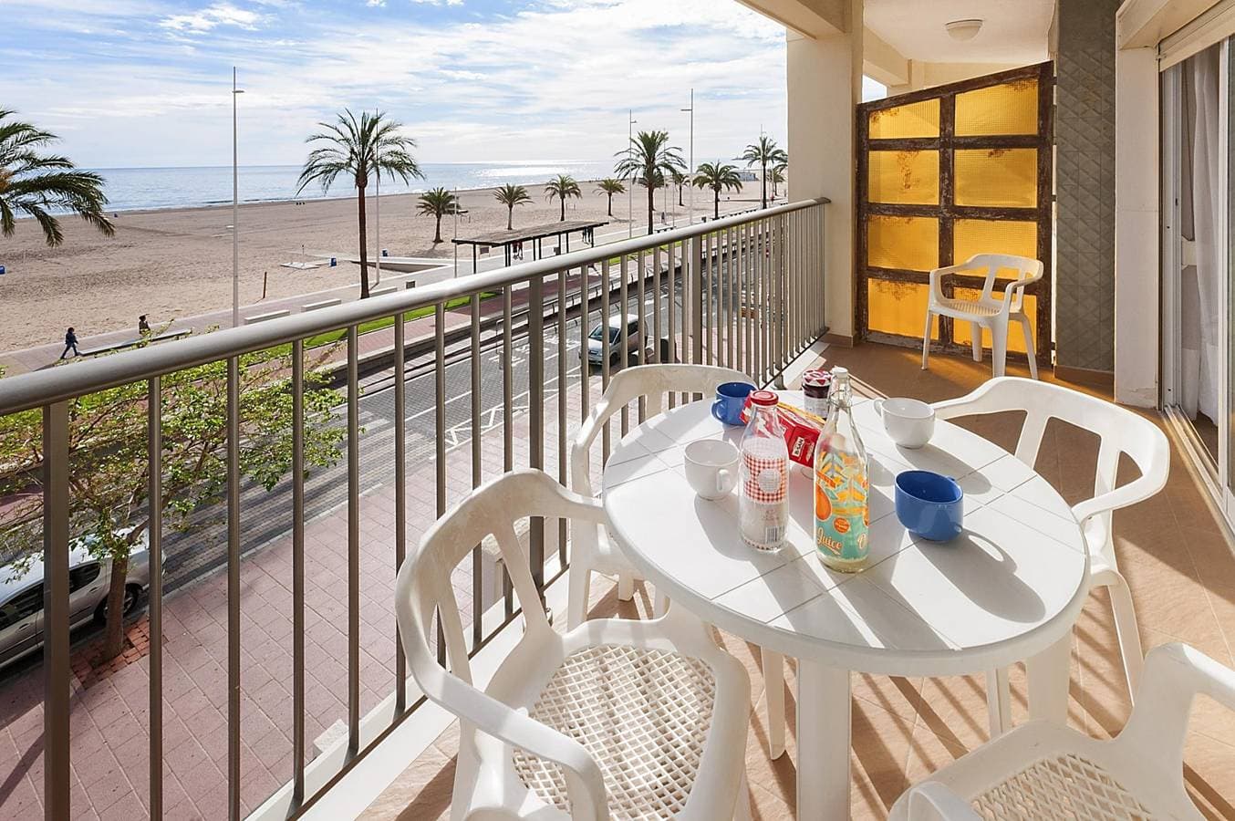 Foto 2 von 17: Infante - Apartment mit Meerblick in Playa de Gandía. WiFi gratis