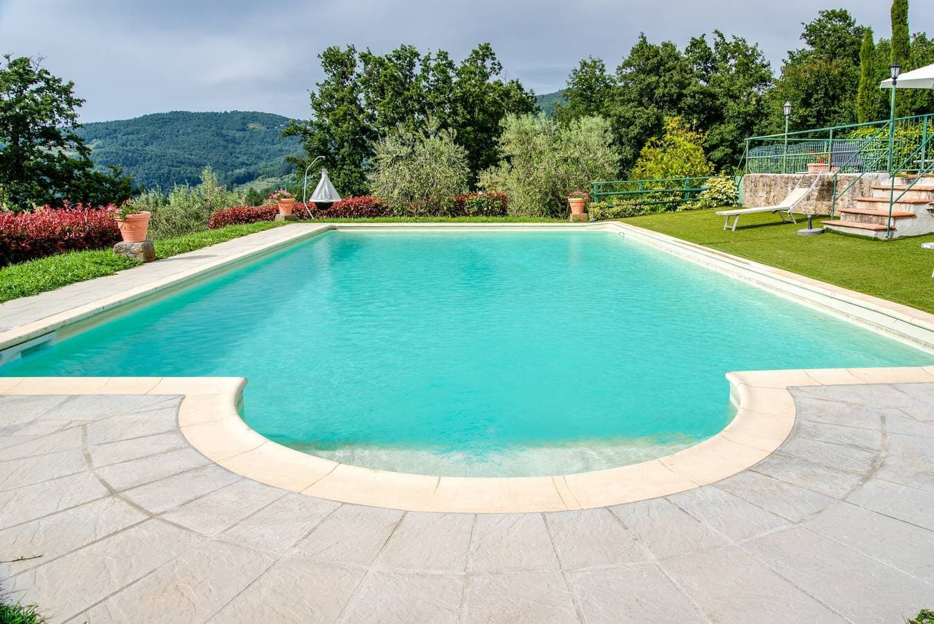 Foto 3 von 24: Ferienwohnung 'Il Cerro La Capanna Piano Terra' mit Gemeinschaftspool und Gemeinschaftsgarten