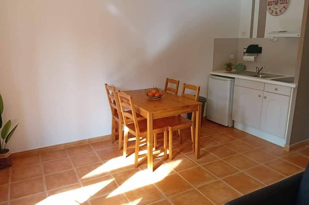Foto 12 von 14: Mazet Provençal air-conditioned swimming pool parking 5 pers