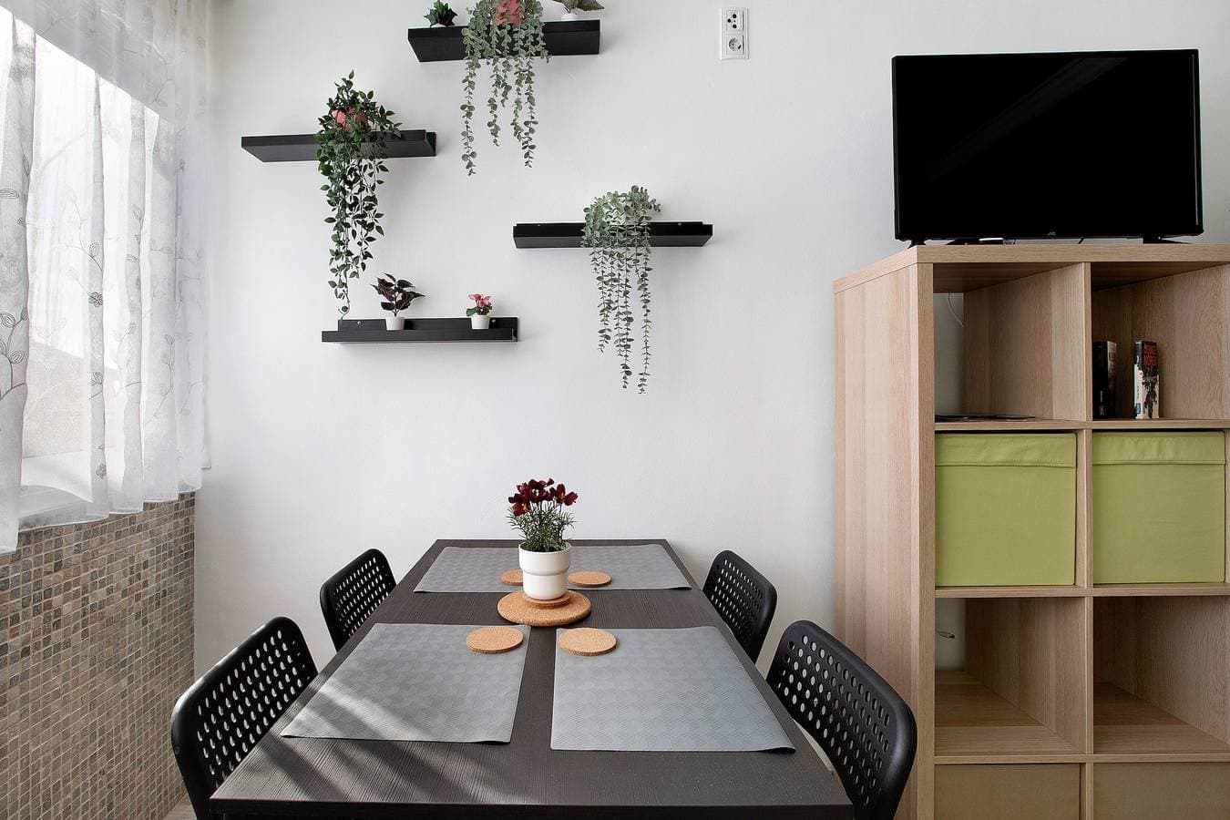 Foto 4 von 20: Einzimmerapartment 'Estudio En La Cascada' mit Klimaanlage
