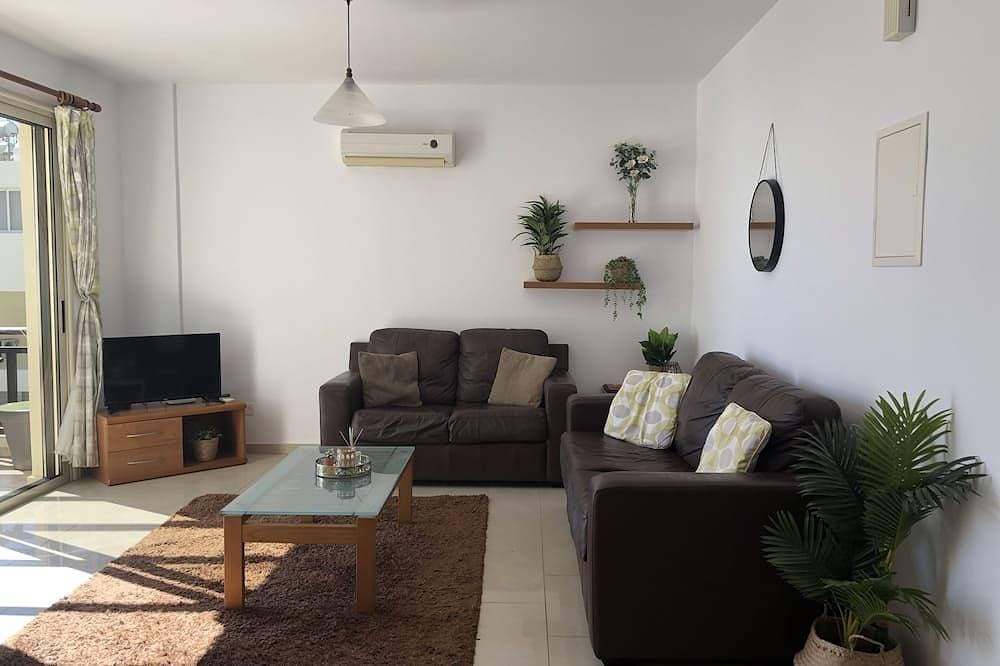 Foto 5 von 13: Fantastic Sea View Apartment With Large Balcony