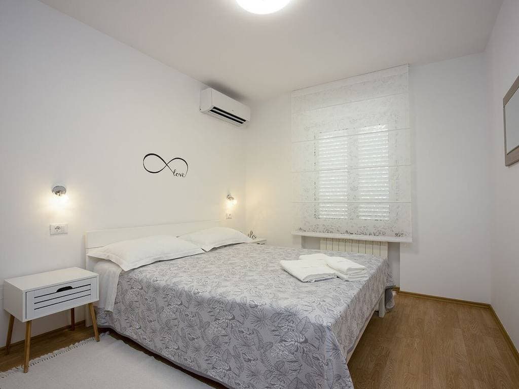 Foto 13 von 25: Villa in Selina mit Schwimmbecken