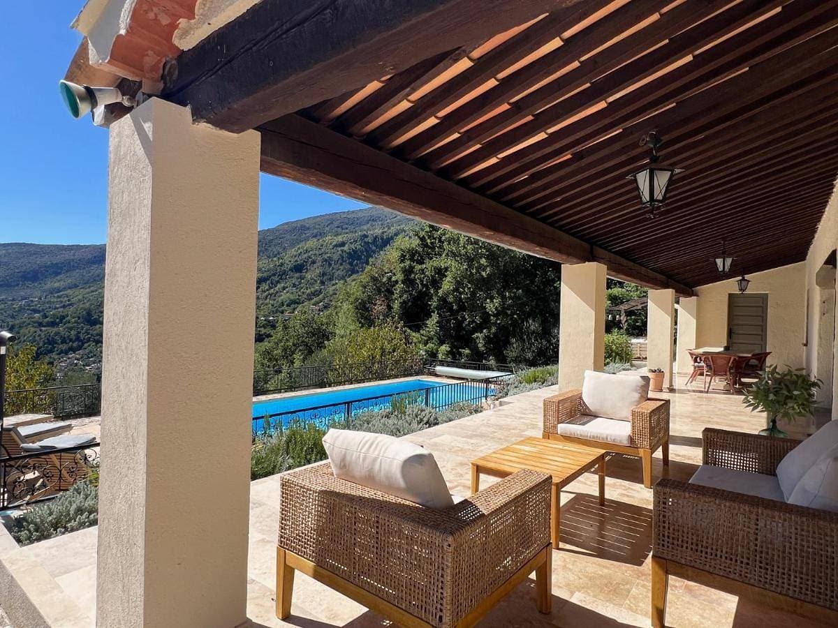 Foto 4 von 78: Villa