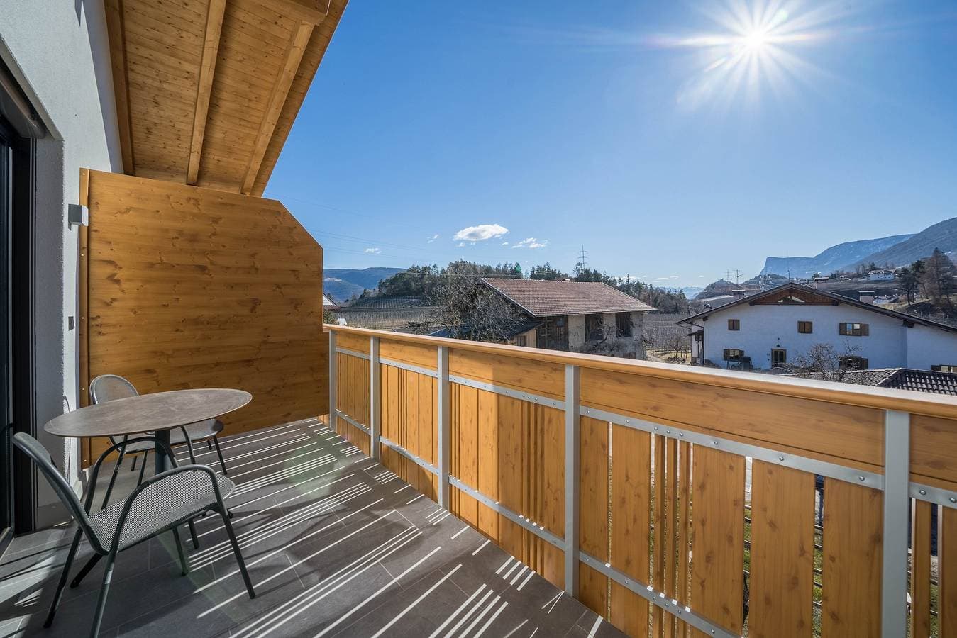 Foto 3 von 20: "Sunnig - Ferienwohnung Abendsonne" mit Bergblick, Balkon und WLAN