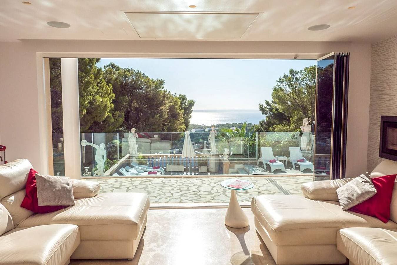 Foto 4 von 19: Villa für 10 Personen mit Whirlpool
