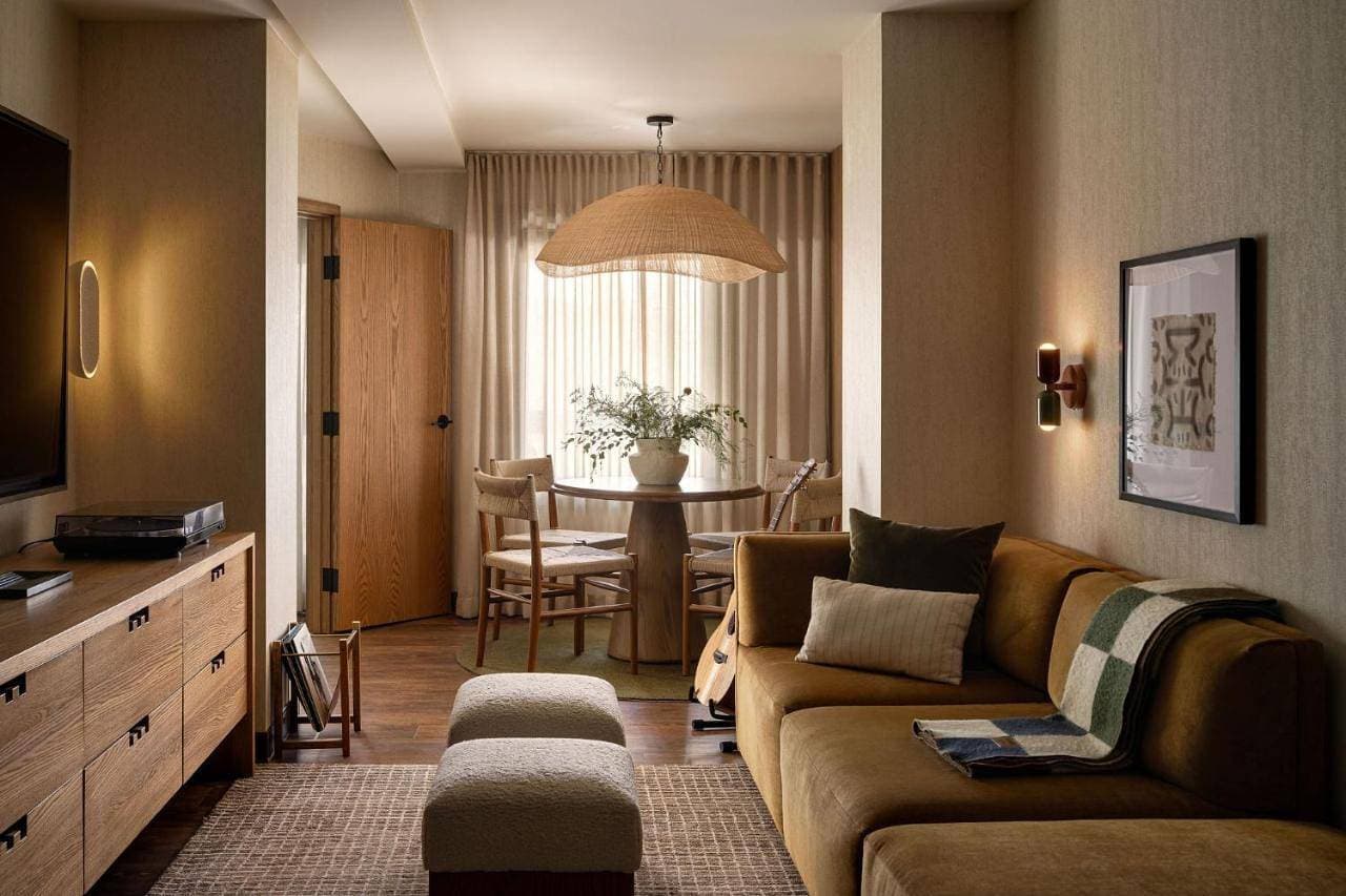 Foto 4 von 10: Deluxe King Suite