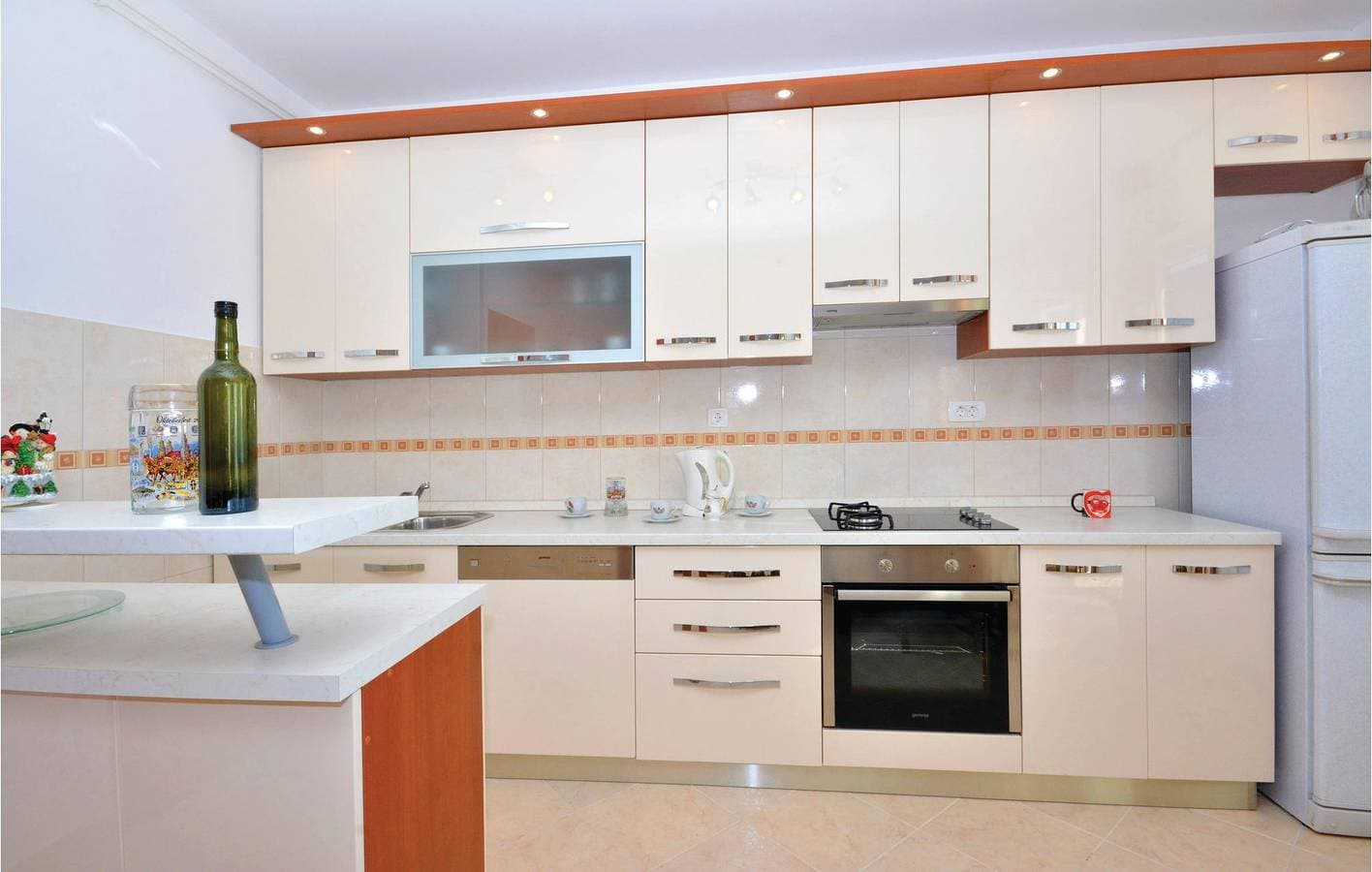 Foto 11 von 20: Gemütlich, nur 1 km vom Strand entfernt: Modernes Apartment mit Terrasse und voll ausgestatteter Küche