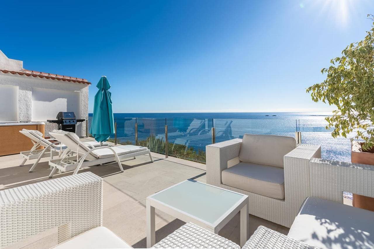 Foto 2 von 43: Bungalow with Sea View