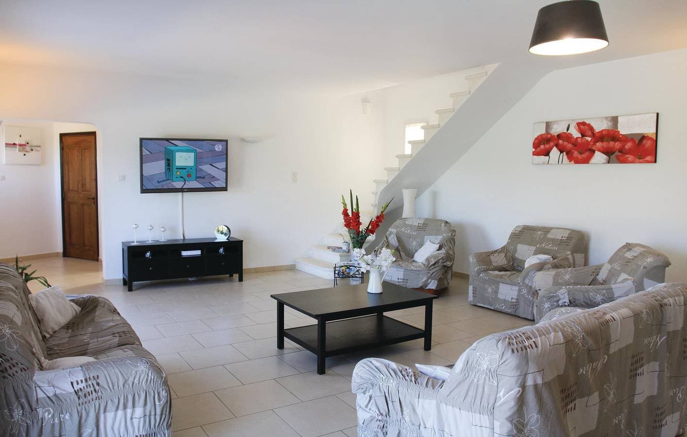 Foto 5 von 18: Apartment mit Bergblick, Parkplatz, Pool und WiFi