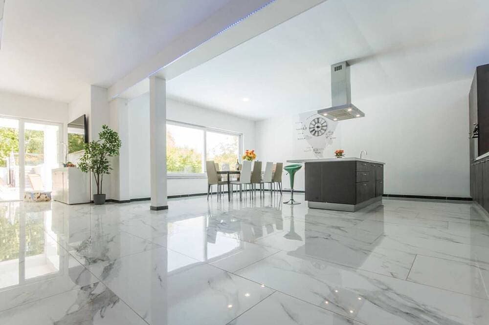 Foto 12 von 30: Herrlich gestaltete Villa mit privatem Pool
