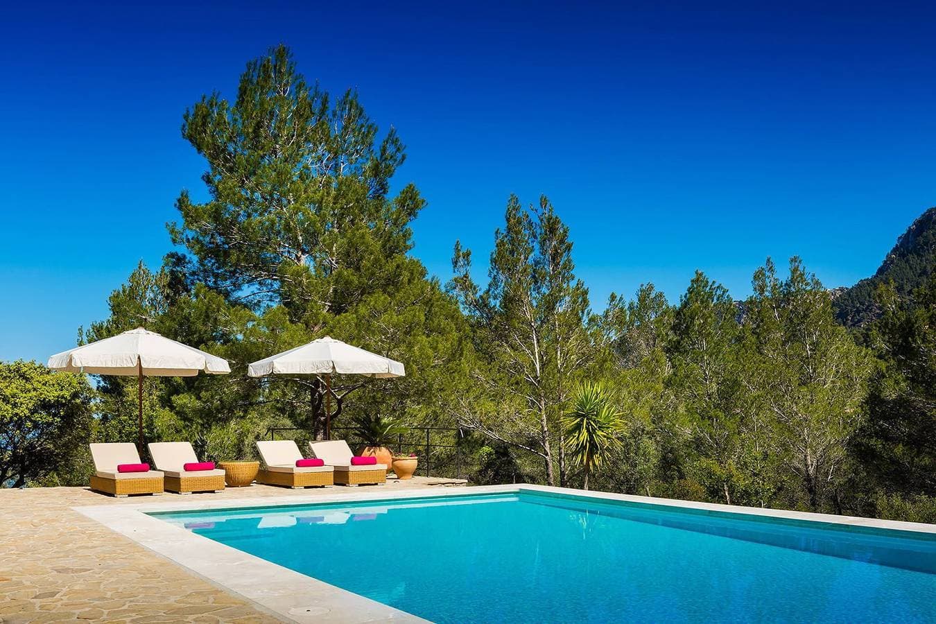 Villa 1