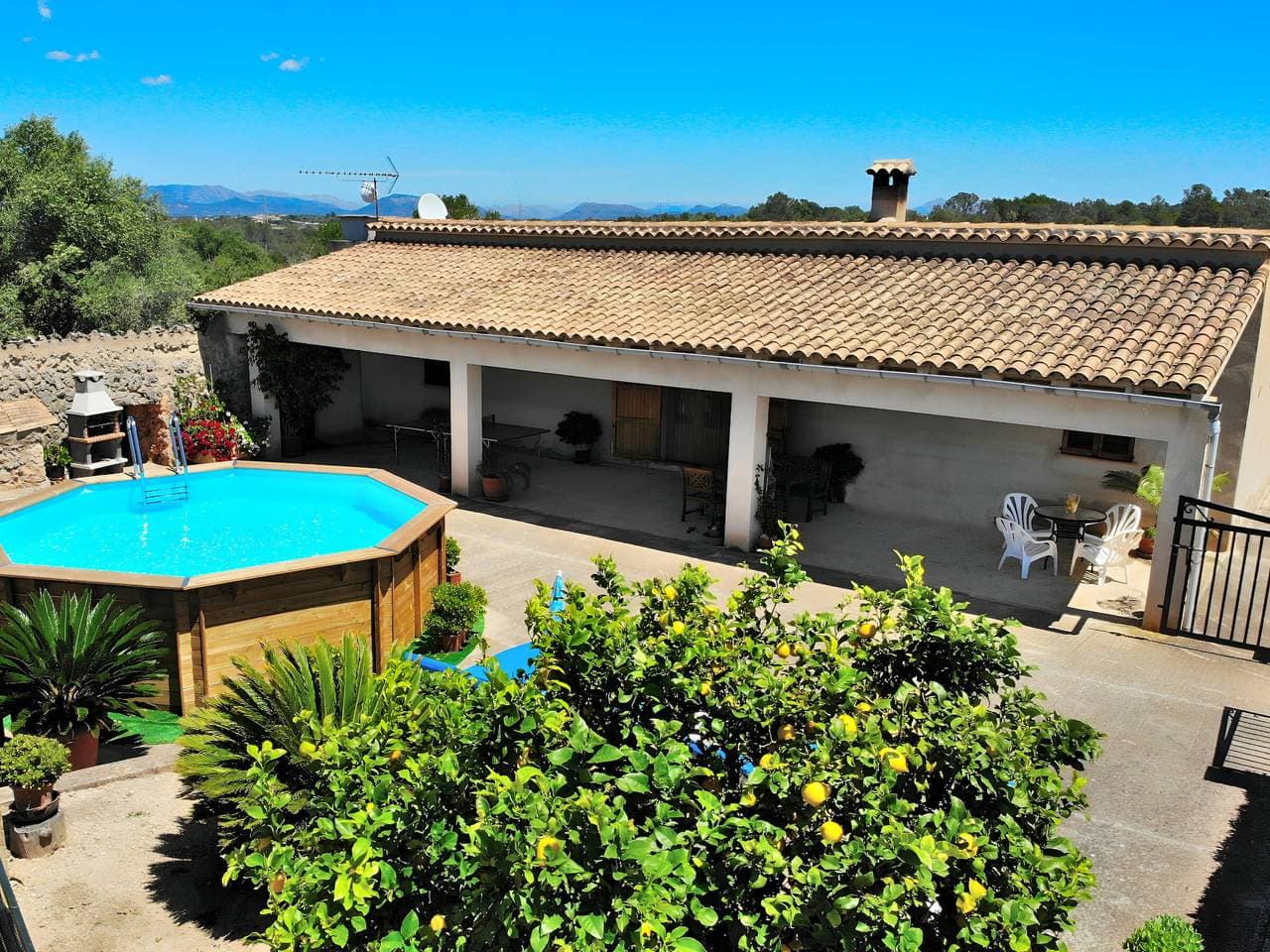 Foto 2 von 27: Schöne Finca in Llubí mit Pool und Wi-Fi, 4 Pers