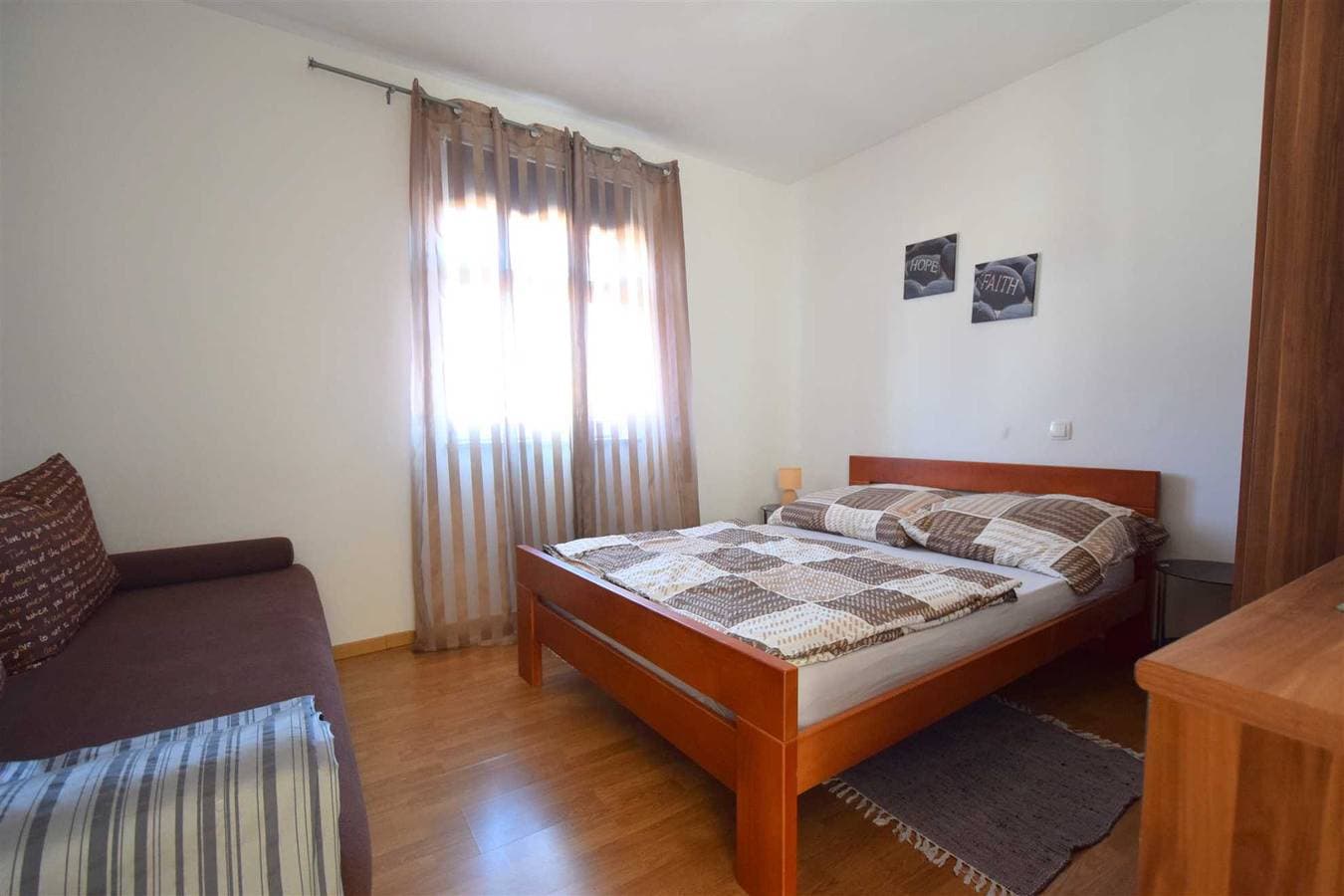 Foto 5 von 12: Ferienwohnung Mikec 2 mit zwei Schlafzimmern