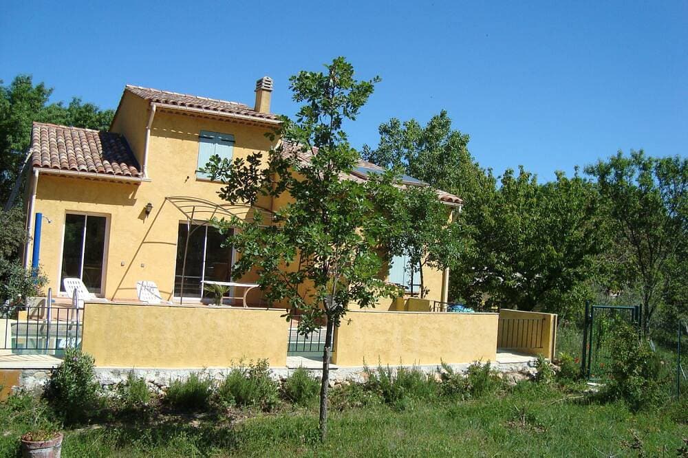 Foto 13 von 30: Ferienvilla Pool im Var