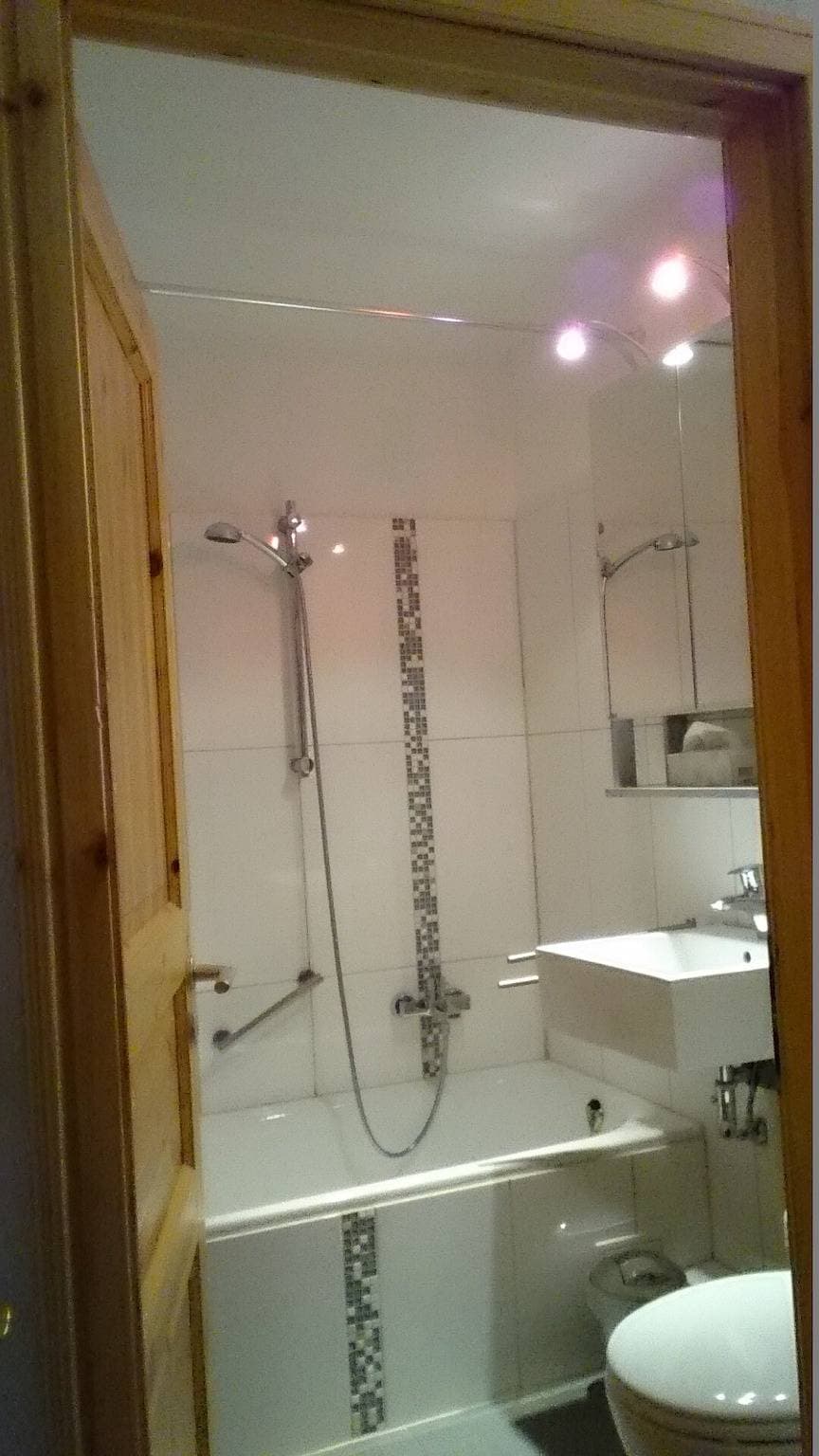 Foto 9 von 10: Ferienwohnung 'Traumblick' mit Bergblick, Balkon und Wi-Fi
