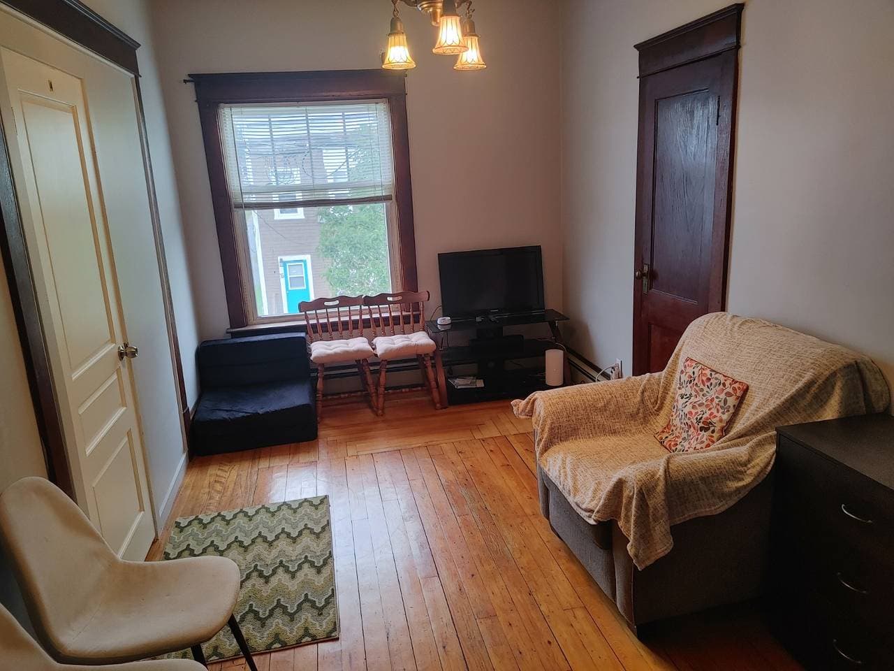 Foto 7 von 25: Gemütliches Economy-Zimmer im Zentrum von Saint John mit Gemeinschaftseinrichtungen