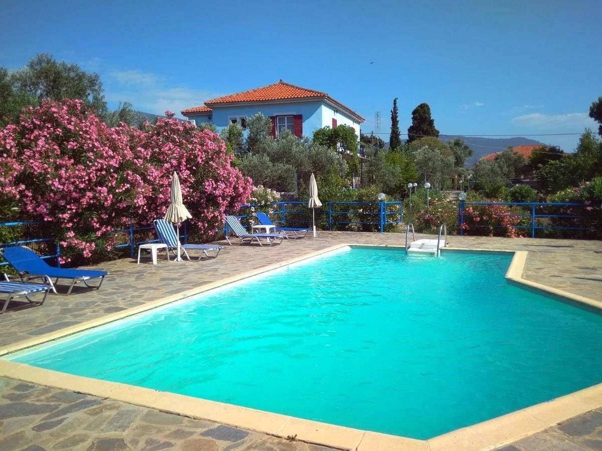 Diamanti Molivos Studios & Apartments 1