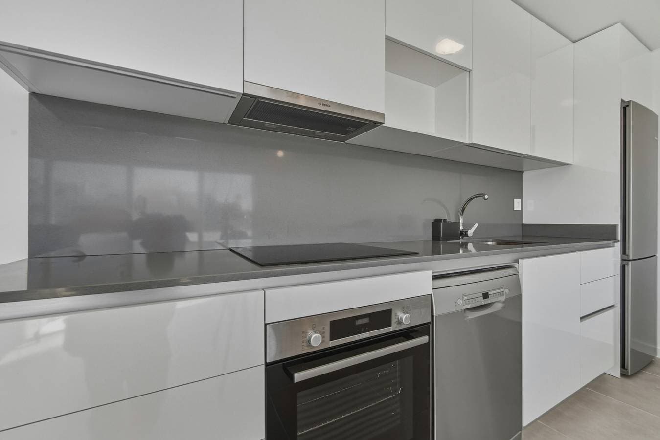 Foto 7 von 19: 3024 Helles Apartment mit Terrasse und Pool