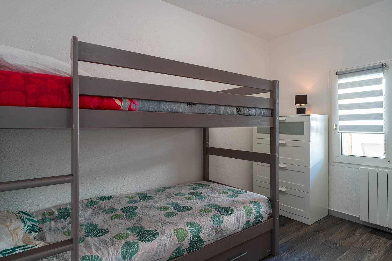 Foto 4 von 12: Ferienwohnung für 4 Personen mit Terrasse