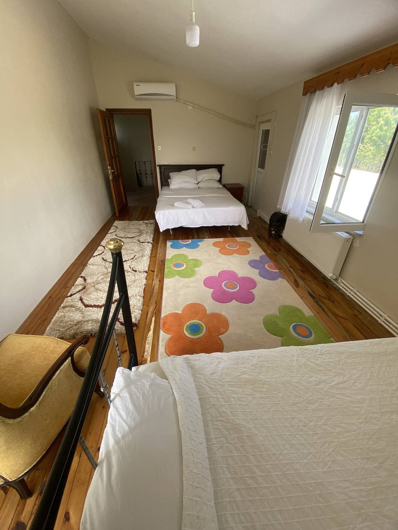 Foto 11 von 17: Gemütliche Zimmer in der Nähe des Flughafens