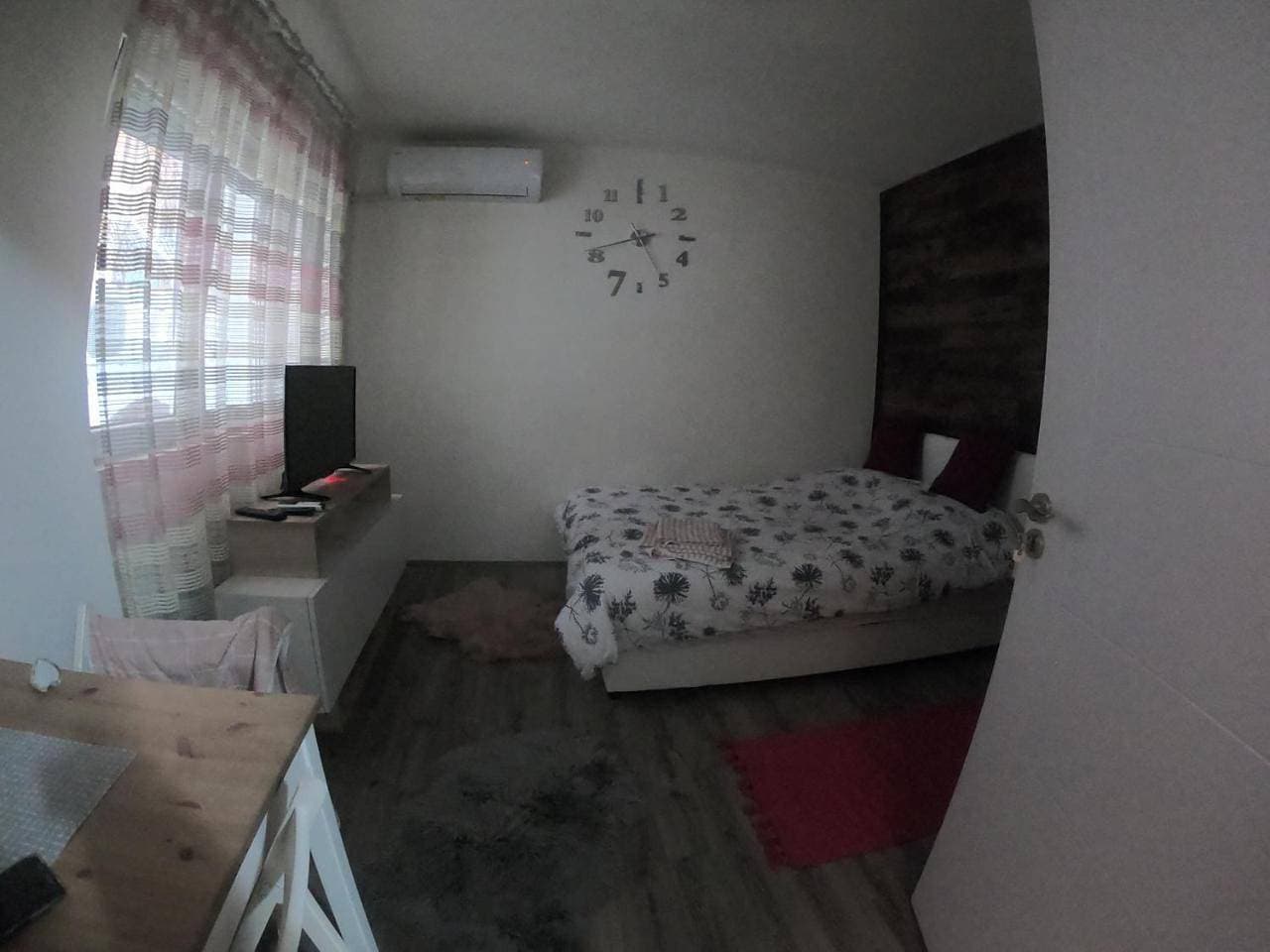 Foto 13 von 19: One-Bedroom Apartment