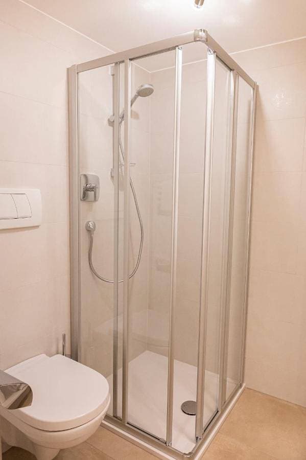 Foto 5 von 7: Quadruple Room