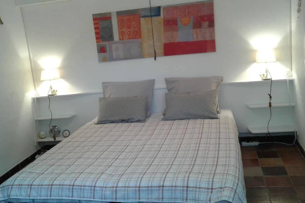 Foto 2 von 11: Appartement au Calme Dans un Parc Ombragé