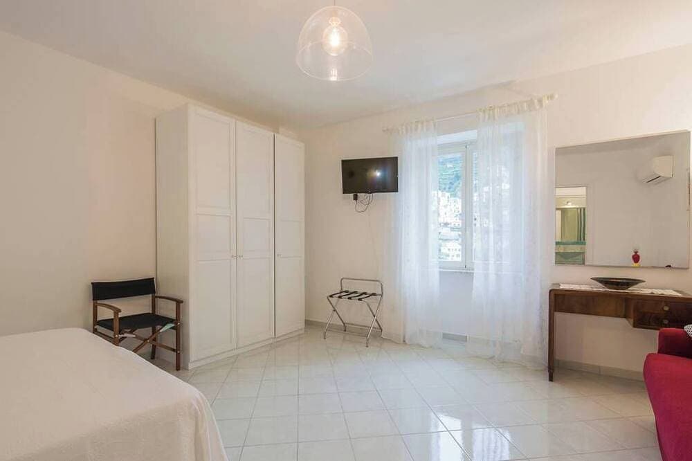 Foto 5 von 22: Panoramic House with Solarium and Garden